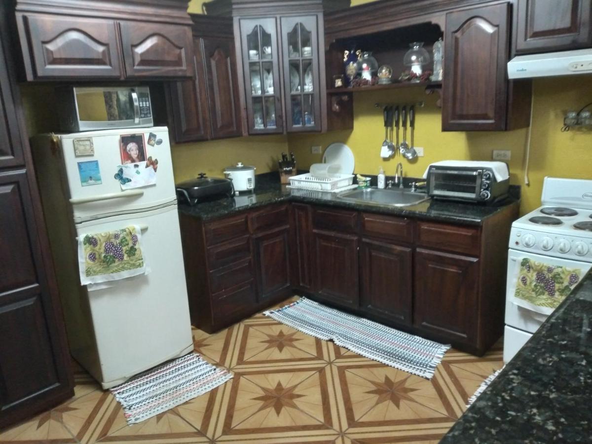 Alexander B&B Alajuela Zewnętrze zdjęcie