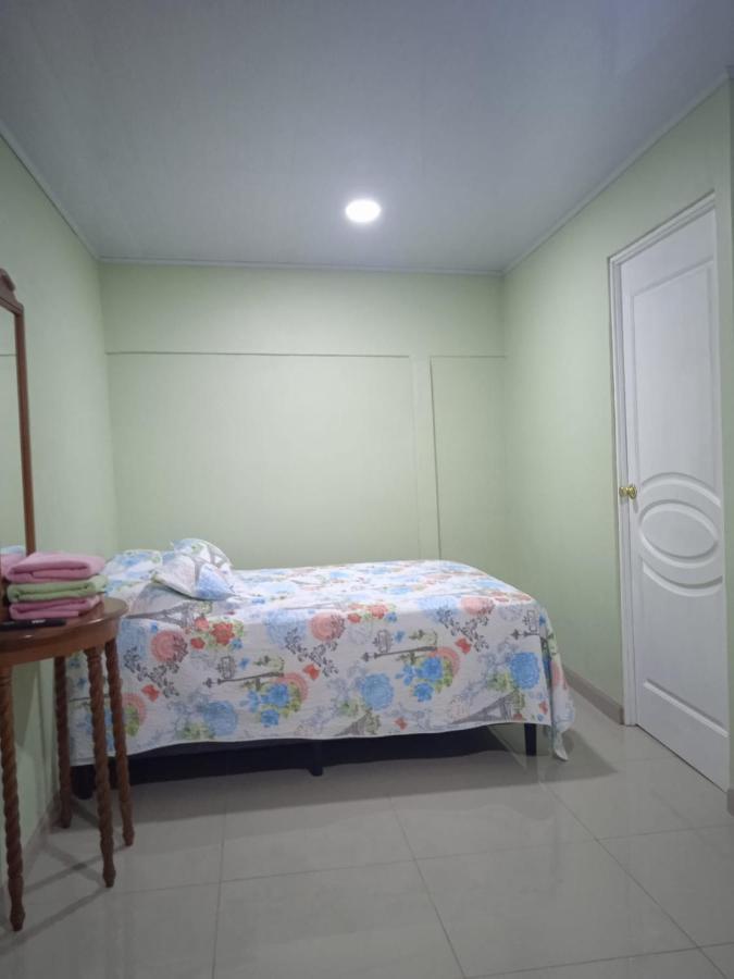 Alexander B&B Alajuela Zewnętrze zdjęcie