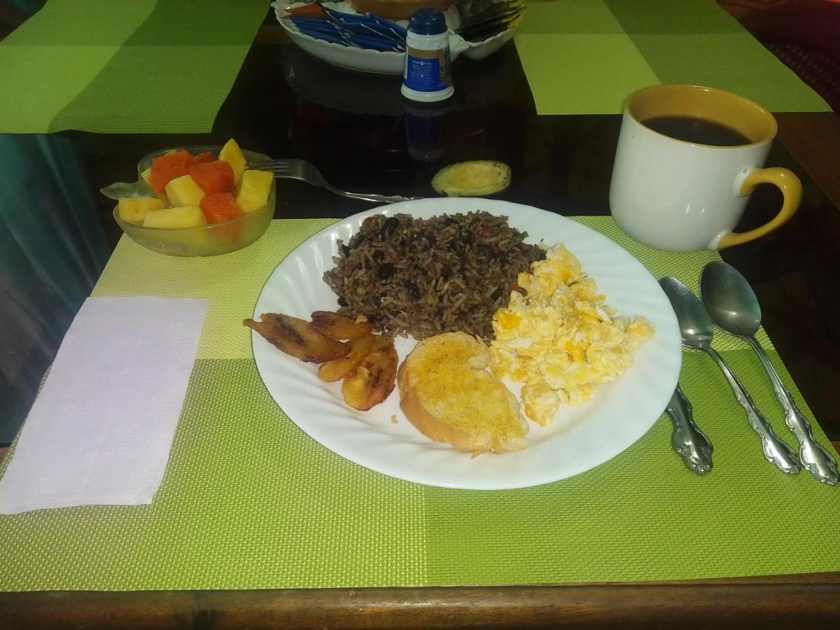 Alexander B&B Alajuela Zewnętrze zdjęcie